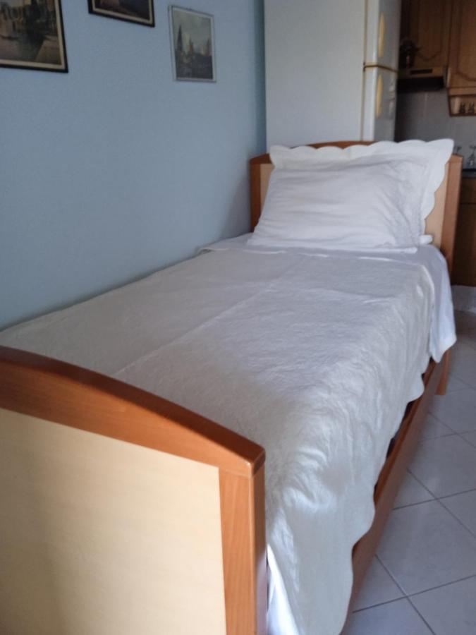 Pensjonat Rosemary House Saranda Zewnętrze zdjęcie